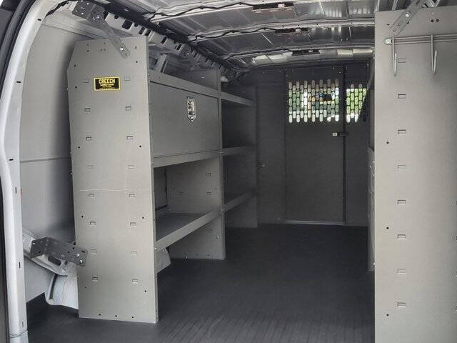 2025 GMC Savana 2500