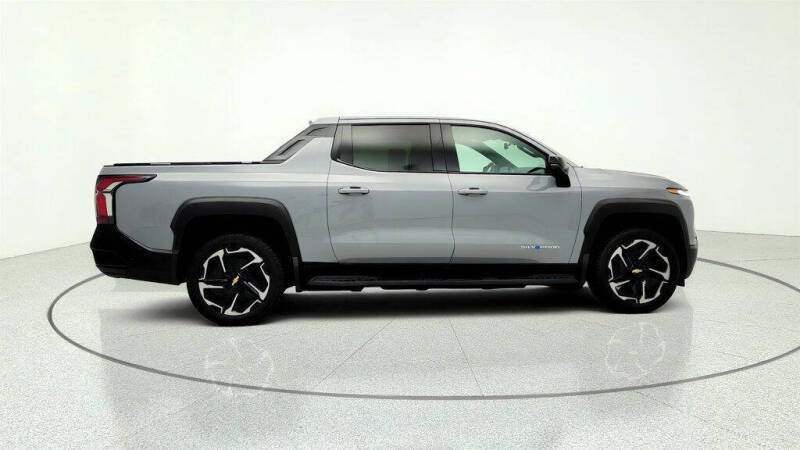 2026 Chevrolet Silverado EV LT
