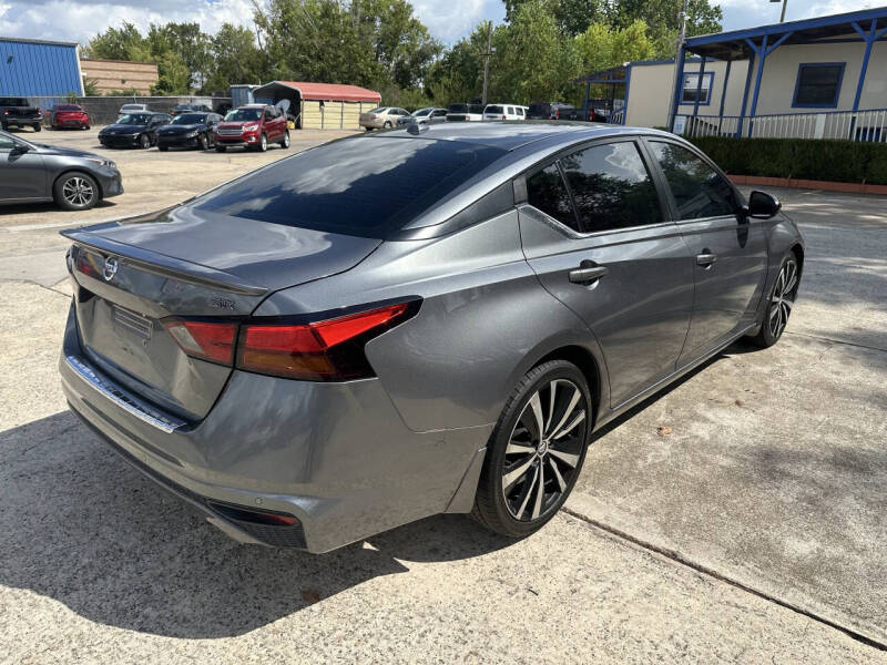 2021 Nissan Altima 2.5 SR