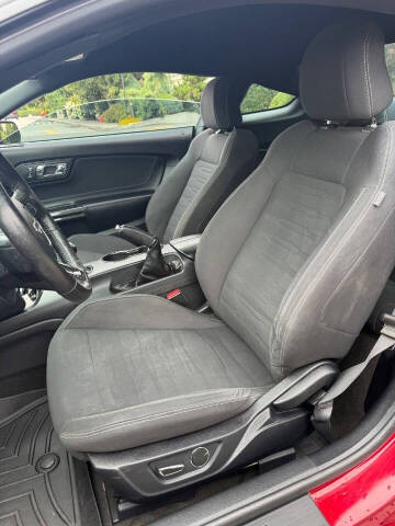 2017 Ford Mustang EcoBoost