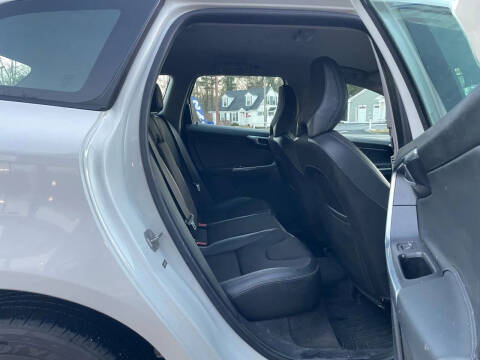 2016 Volvo XC60 T5 Drive-E