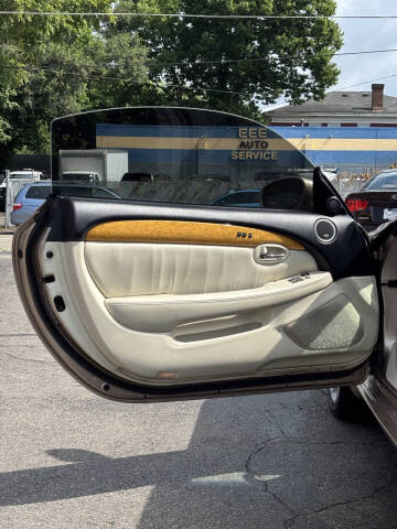 2005 Lexus SC 430