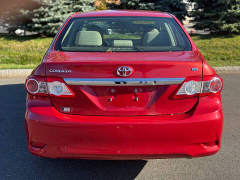 2013 Toyota Corolla LE