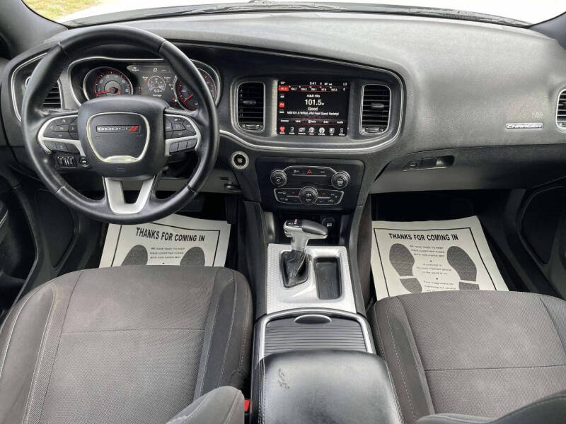 2016 Dodge Charger SXT