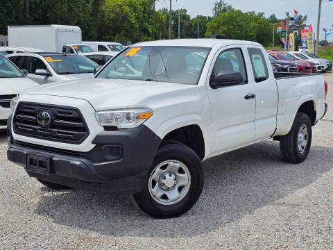 2018 Toyota Tacoma for sale at CARMEAN AUTO GROUP LLC in Carroll OH