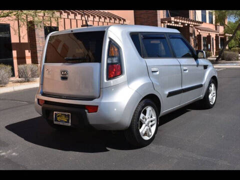 2010 Kia Soul +