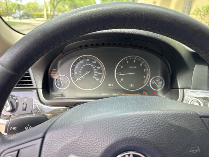 2012 BMW 5 Series 535i