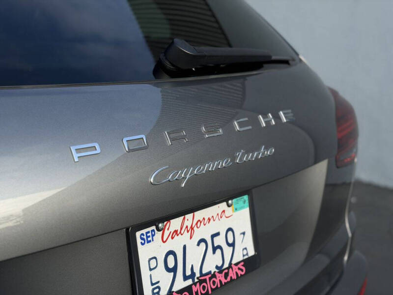 2017 Porsche Cayenne Turbo