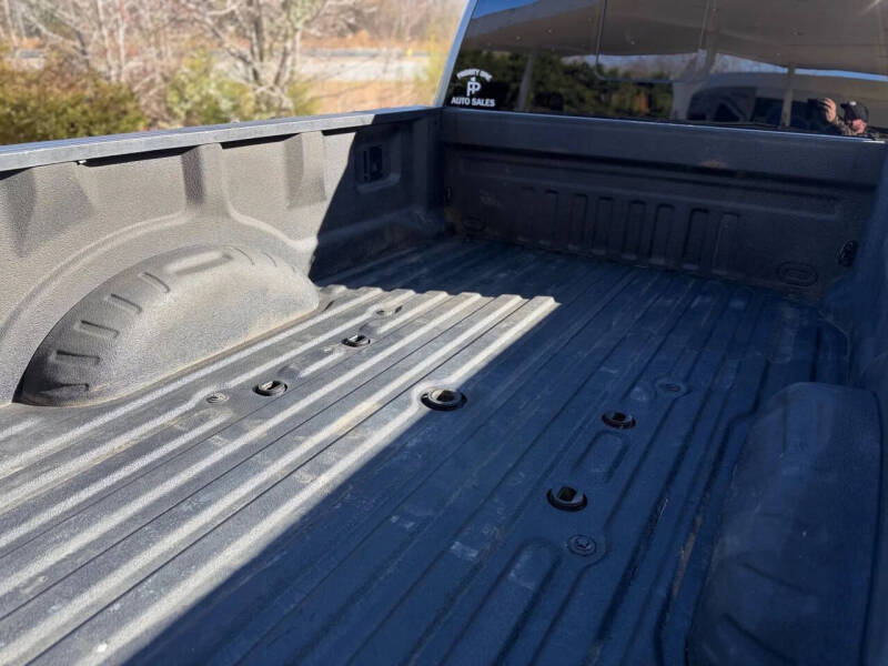 2022 Ford F-450 Super Duty Platinum