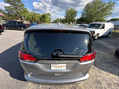 2017 Chrysler Pacifica LX