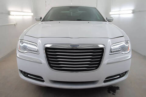 2014 Chrysler 300 C
