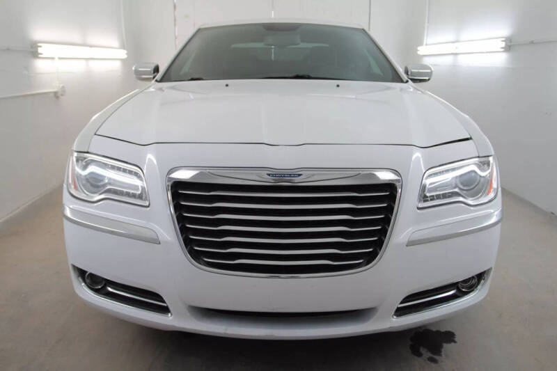 2014 Chrysler 300 C