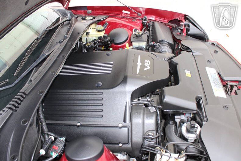 2004 Ford Thunderbird Deluxe
