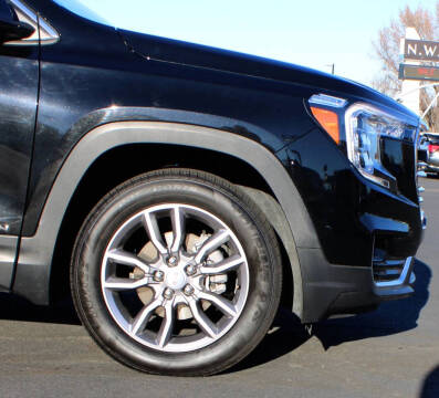 2024 GMC Terrain SLT