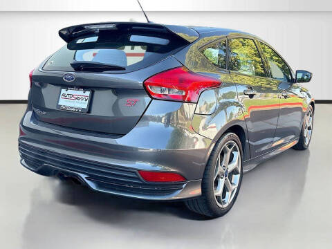 2017 Ford Focus ST