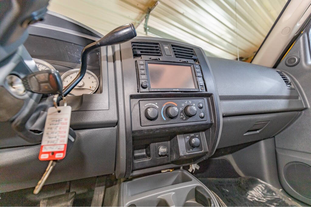 2006 Dodge Dakota 75