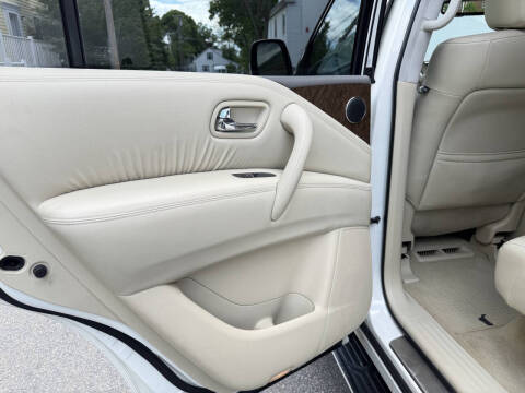2015 Infiniti QX80