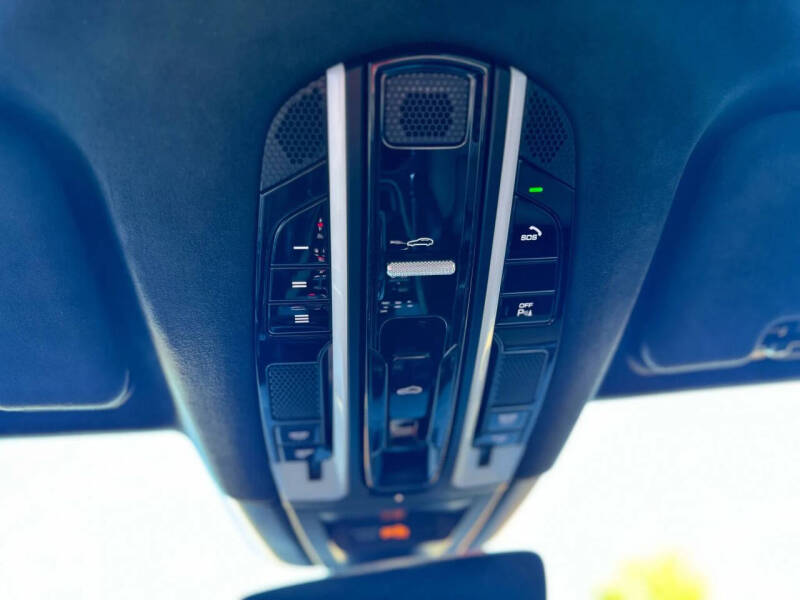 2021 Porsche Cayenne Turbo