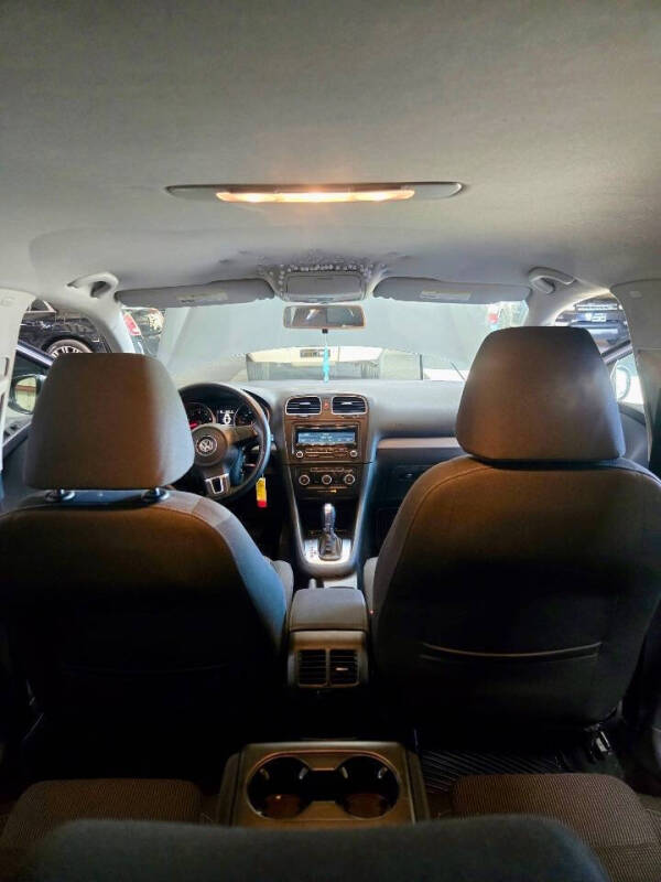 2013 Volkswagen Golf 2.5L PZEV