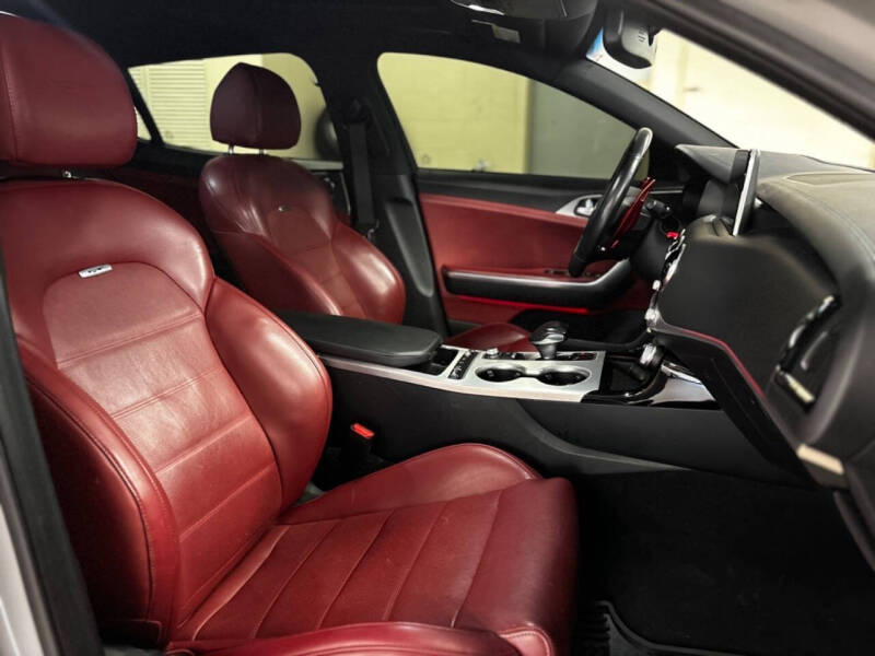 2019 Kia Stinger GT2