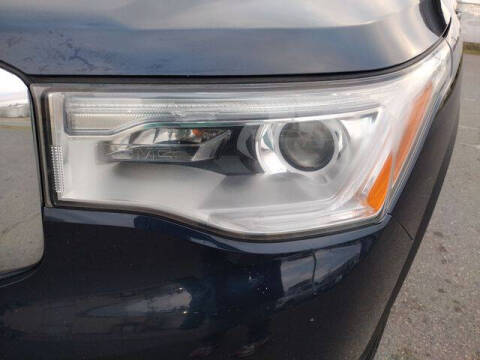 2017 GMC Acadia SLE-2