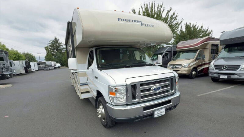 2014 Ford E-Series