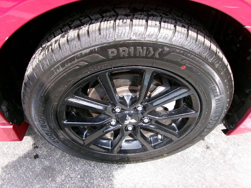 2017 Mitsubishi Lancer LE