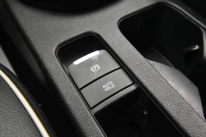 2022 Kia Forte GT Line