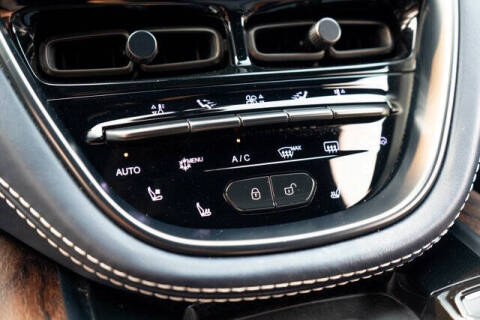 2021 Aston Martin DBX