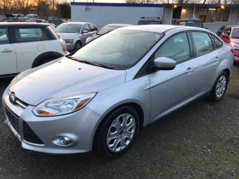 2012 Ford Focus for sale at Global Imports of Dalton LLC in Dalton GA