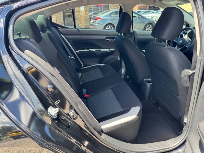 2021 Nissan Versa SV