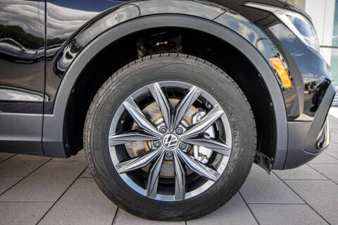 2023 Volkswagen Tiguan SE