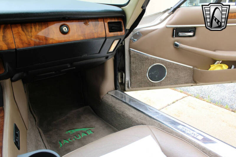 1988 Jaguar XJ-Series