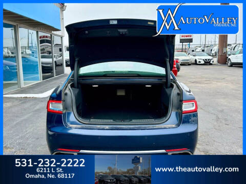 2017 Lincoln Continental Select