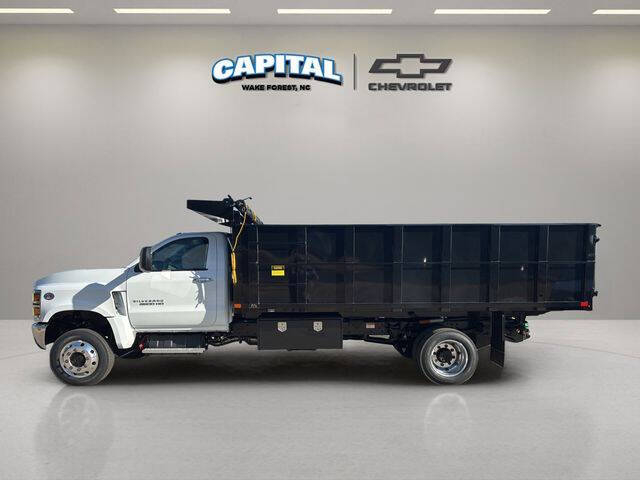 2025 Chevrolet Silverado 6500HD
