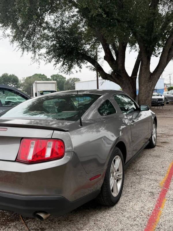 2010 Ford Mustang