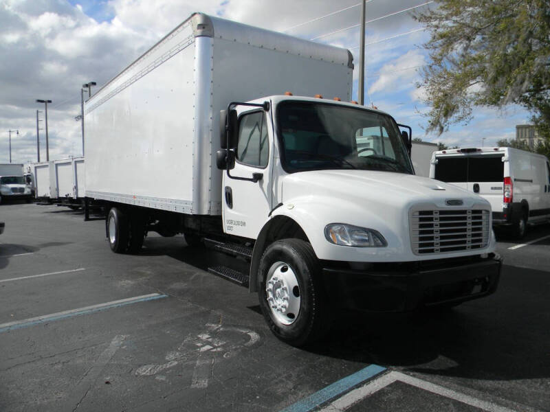 2017 Freightliner M2 106