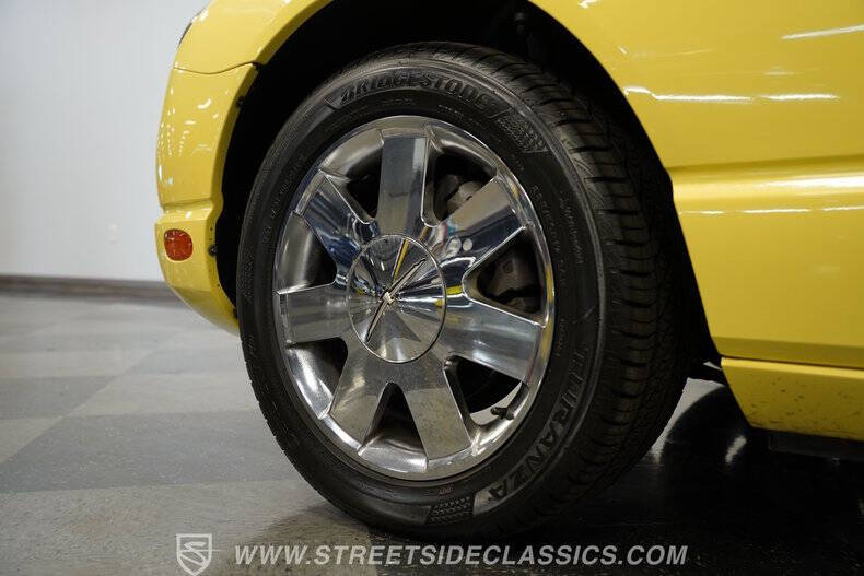 2002 Ford Thunderbird Deluxe