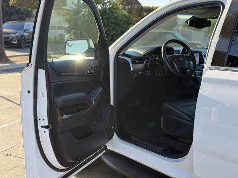 2017 Chevrolet Suburban LT