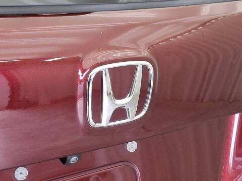 2019 Honda Pilot Touring w/Rear Captain's Chairs