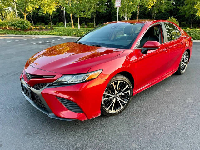 2019 Toyota Camry for sale at MISHA MASTER MOTORZ LLC in Portland, OR