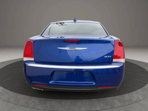 2018 Chrysler 300