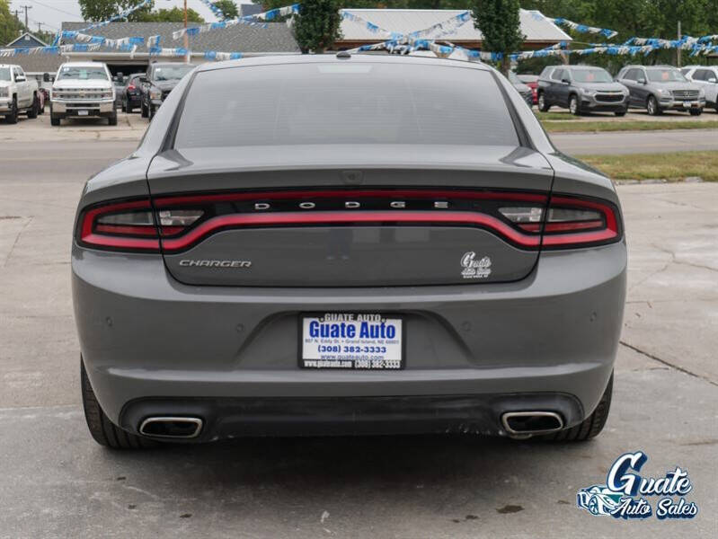 2019 Dodge Charger SXT