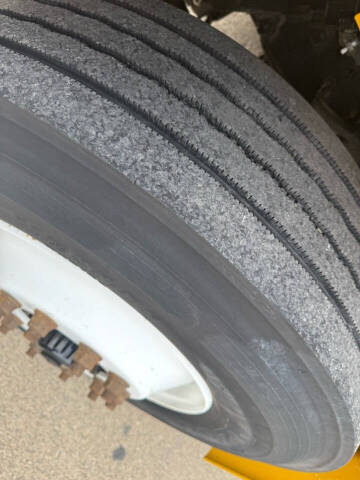 2018 Freightliner M2 106