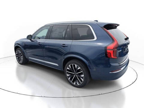 2026 Volvo XC90 T8 Plus 7P