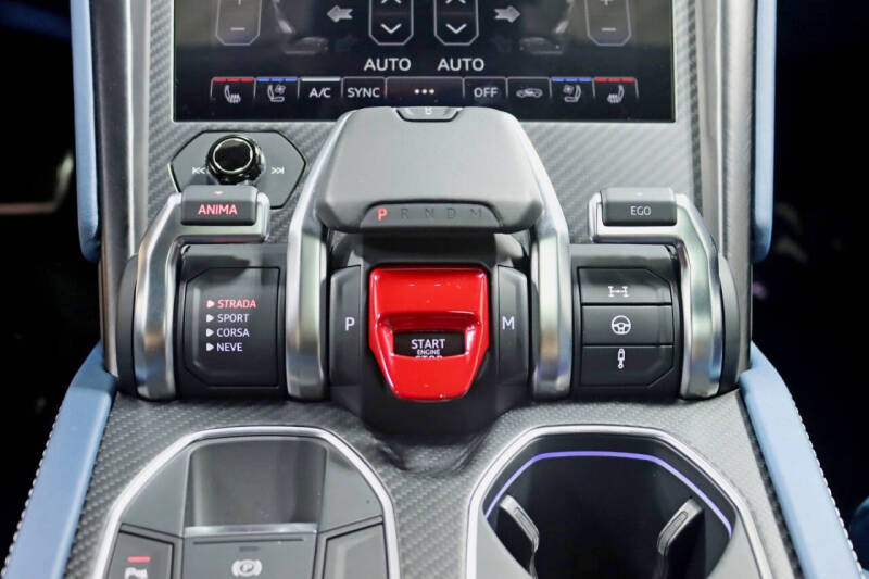 2024 Lamborghini Urus S