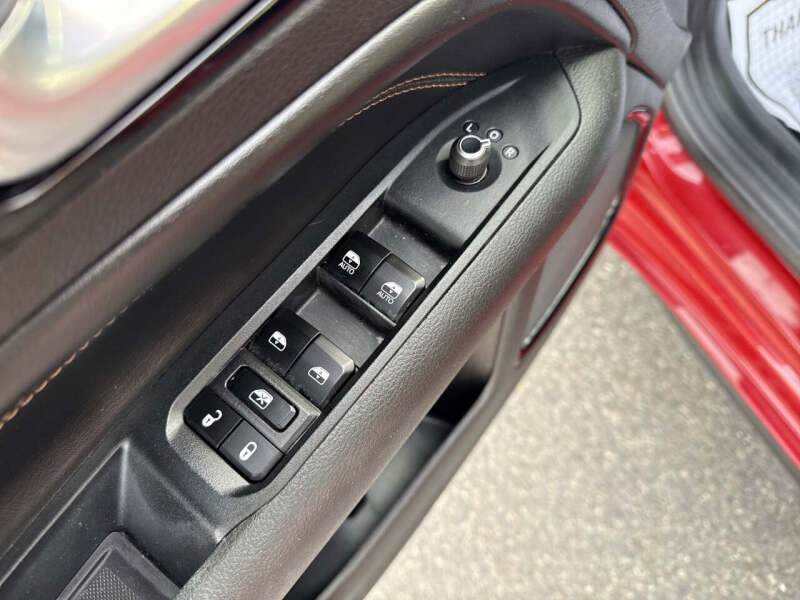 2023 Jeep Compass (Red) Edition