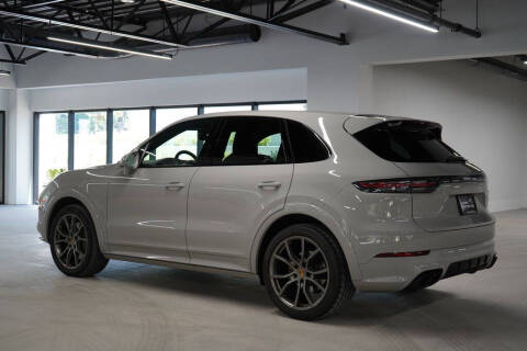 2020 Porsche Cayenne S