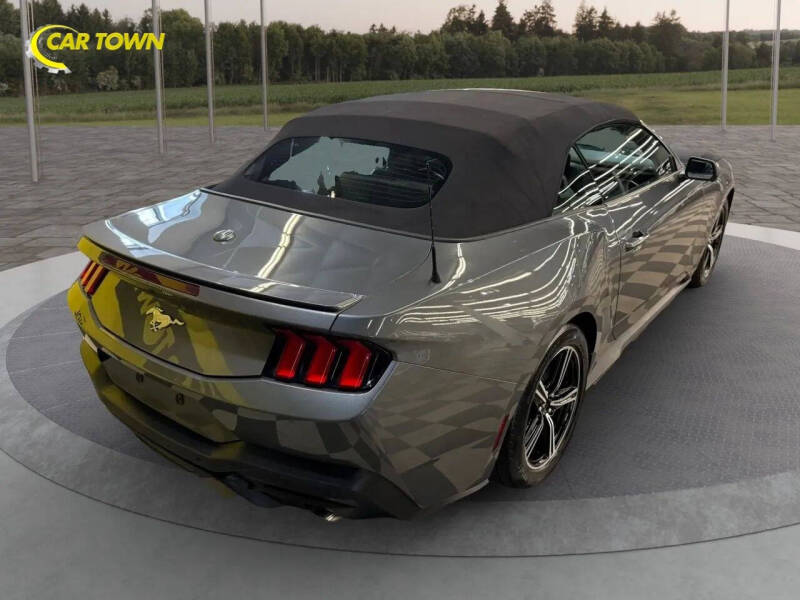 2025 Ford Mustang