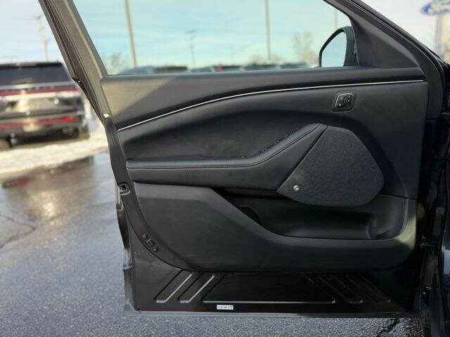 2022 Ford Mustang Mach-E Premium